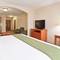 Holiday Inn Express Hotel & Suites Howell