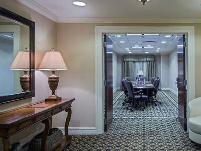 Holiday Inn Express & Suites Jackson - Flowood