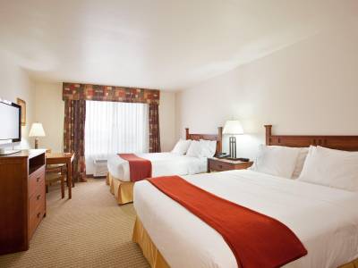 Holiday Inn Express & Suites Mattoon