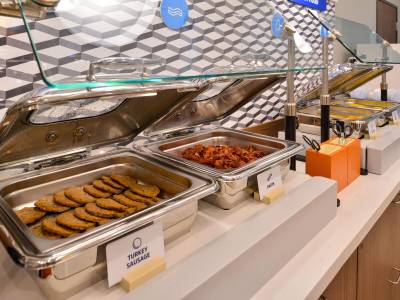 Holiday Inn Express Hotel & Suites Millington-Memphis Area