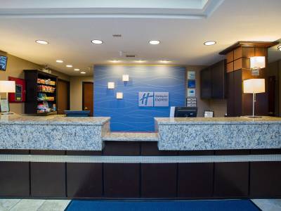 Holiday Inn Express Hotel & Suites Topeka (Foto)