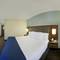 Holiday Inn Express Romulus / Detroit Airport