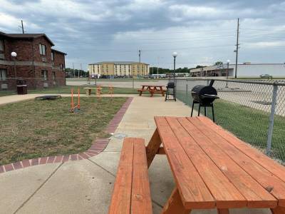 Super 8 Motel - Independence KS