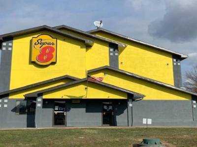 Super 8 Motel - Marietta