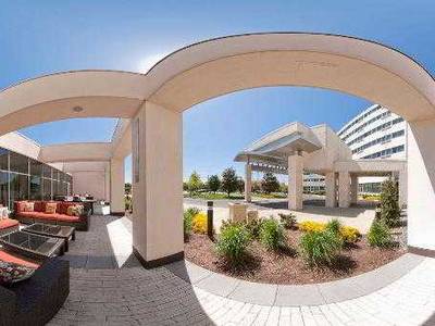 Renaissance Woodbridge