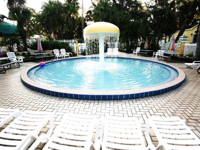 Tropical Palms Resort