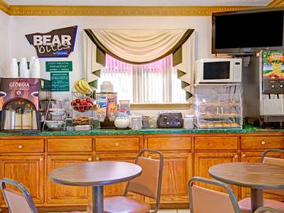 Travelodge San Antonio Lackland A F B