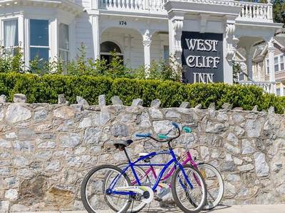 West Cliff Inn
