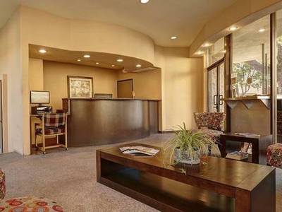 GreenTree Pasadena Inn