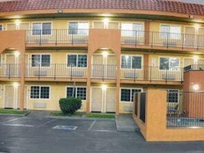 Super 8 Cypress Buena Park Area