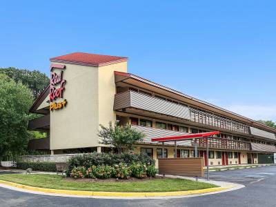 Red Roof Plus+ Washington DC - Alexandria