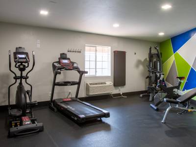 Rodeway Inn & Suites