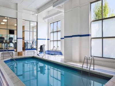 Sheraton St. Paul Woodbury Hotel