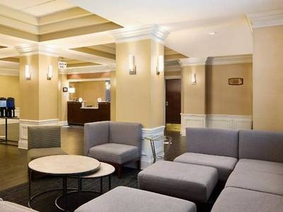 Holiday Inn Express & Suites Alpharetta - Windward Parkway
