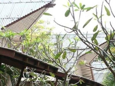 Cocohut Beach Resort & Spa