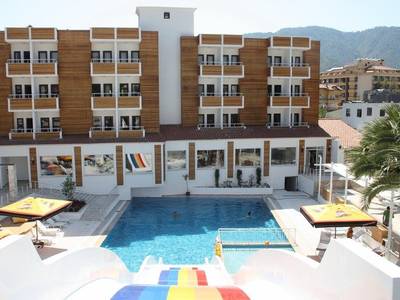 Munamar Beach Resort