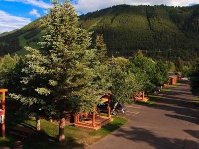 Cowboy Village Resort