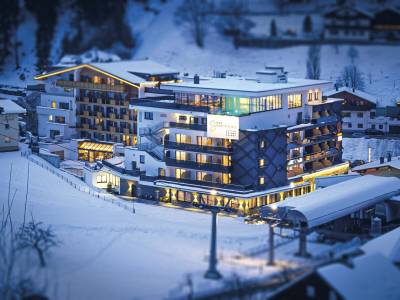 Hotel Holiday (Foto)