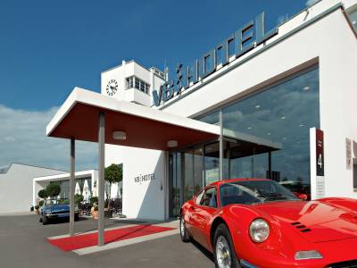 V8 HOTEL Classic - Motorworld Region Stuttgart