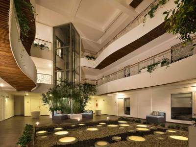 In Fashion Hotel Boutique