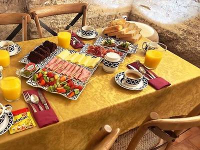 Almunia de San Miguel