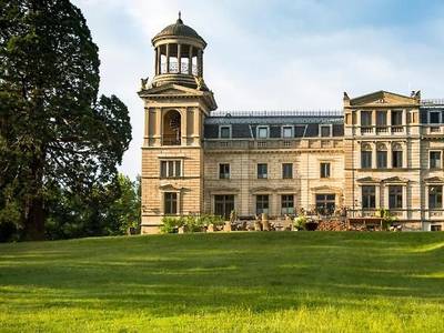 Schloss mit Park Kaarz