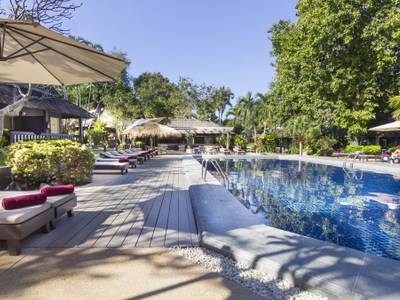 Lets Hyde Resort & Villas