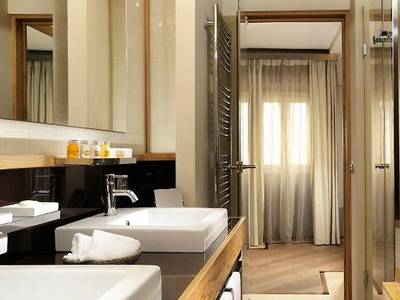 Mario de' Fiori 37 Rome Luxury Suites