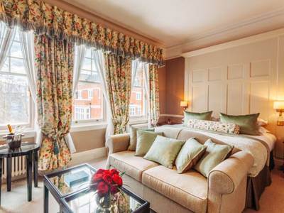 No.11 Cadogan Gardens