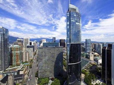 Sheraton Wall Centre