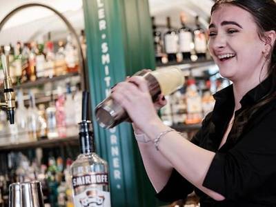 The White Star Tavern