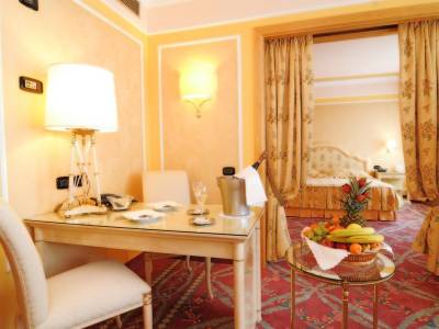 Agora' Palace (Foto)