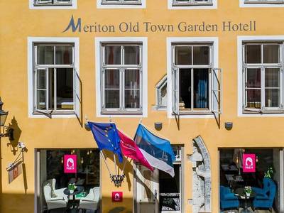 Meriton Old Town Garden Hotel