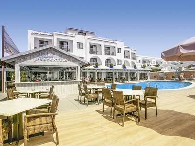 Sal Rossa Apartments