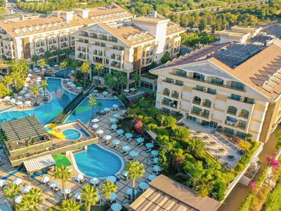 Crystal Palace Luxury Resort & Spa