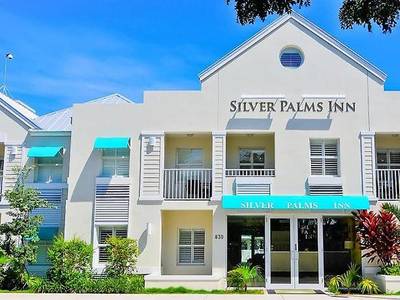 Silver Palms Inn