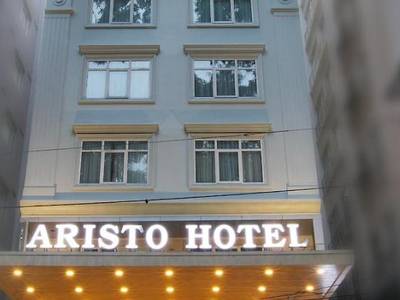 Aristo Hotel
