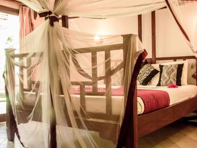 Uroa Bay Beach Resort