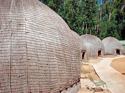 Mlilwane Rest Camp - Beehive Villages Nyala, Blesbok, Roan