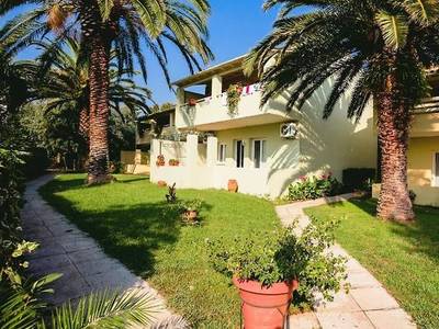 Spiti Prifti Apartments