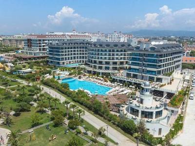 Commodore Elite Suites & Spa - Erwachsenenhotel ab 18 Jahren