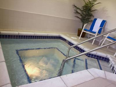 Holiday Inn Express & Suites Chicago West-O'Hare Airport Area