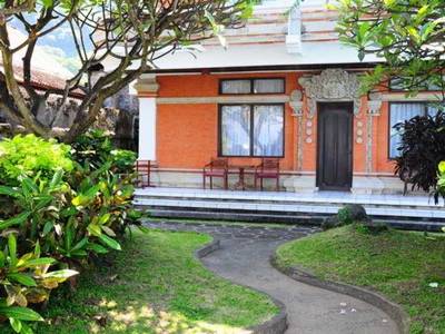 Rishi Candidasa Beach Hotel