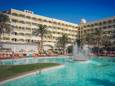 Evenia Zoraida Resort - Park / Garden / Beach