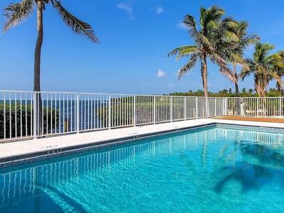 Fisher Inn Resort & Marina