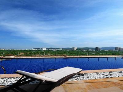 Le Parker International Hotel