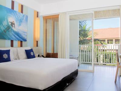 Bliss Surfer Hotel
