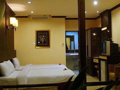 Grand Thai House Resort