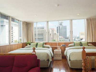 New Road Guest House