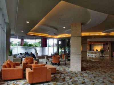 Solo Paragon Hotel & Residences